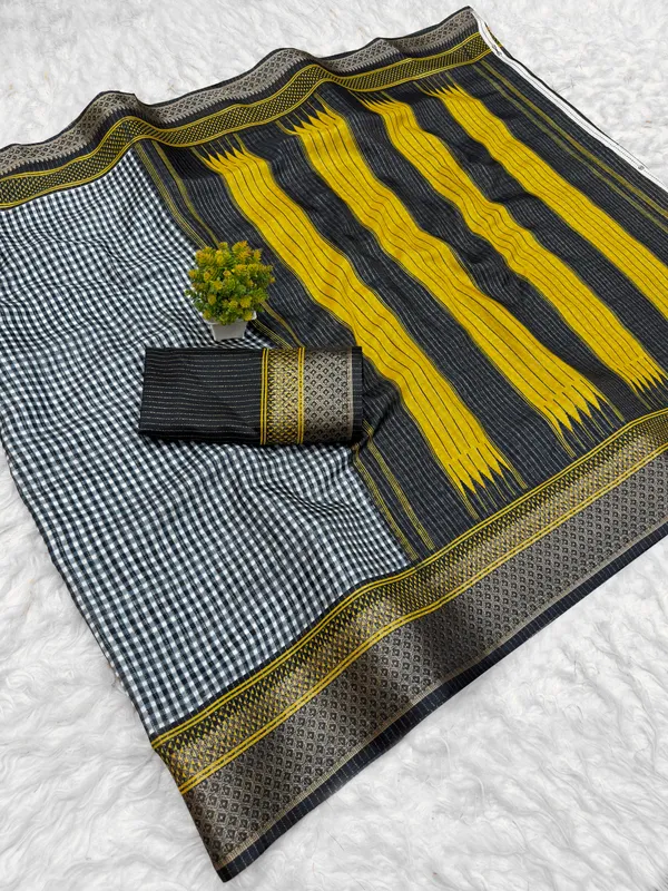 Black_Checkered_Saree_For_Women