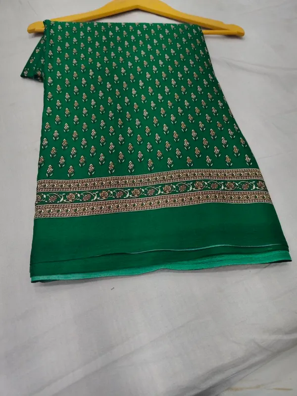 Green_Floral_Print_Saree_for_Women