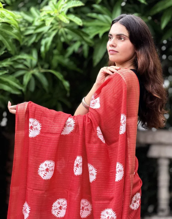 Red_Cotton_Printed_Saree_for_Women