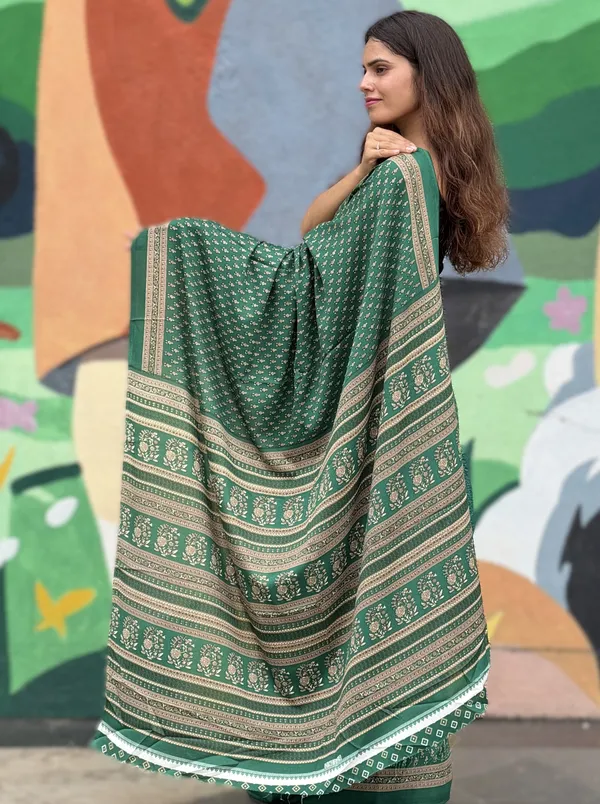 Green_Floral_Print_Saree_for_Women