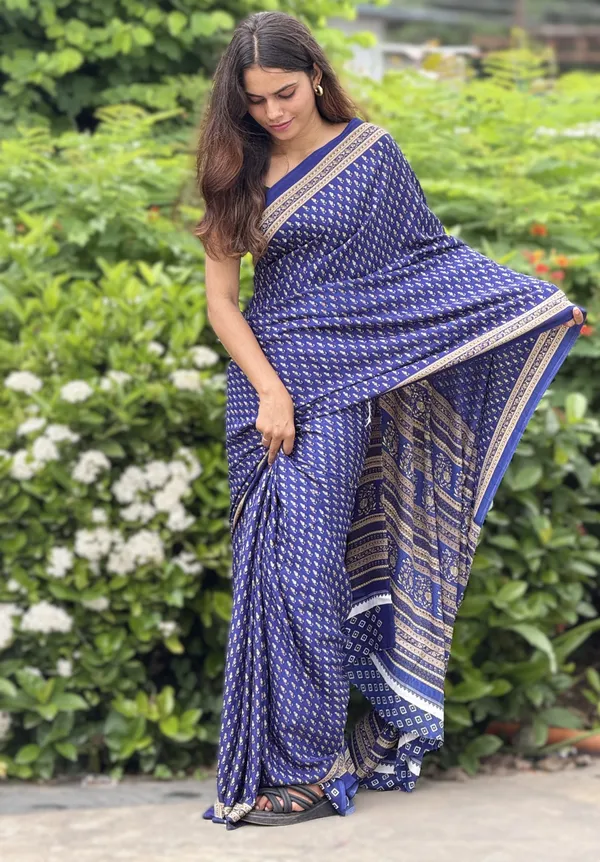 Blue_Printed_Ethnic_Saree_for_Women