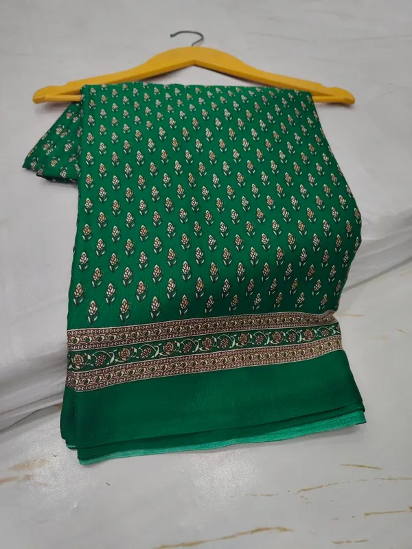 Green_Floral_Print_Saree_for_Women