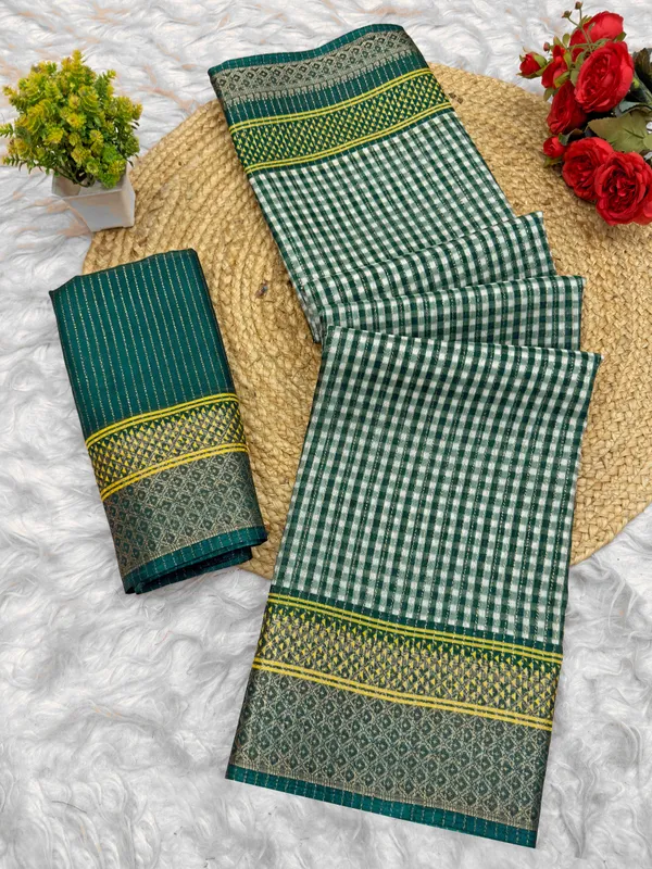 Green_Patterned_Ethnic_Saree_For_Women