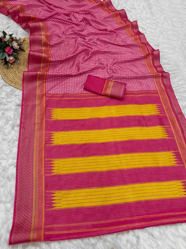 Pink_Woven_Checked_Saree_for_Women