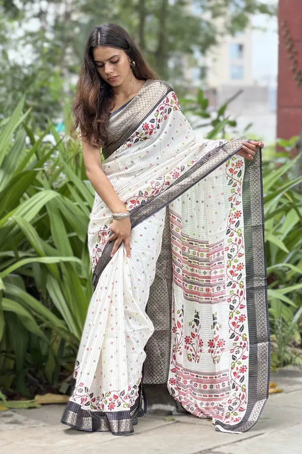 Off_White_Printed_Saree_for_Women