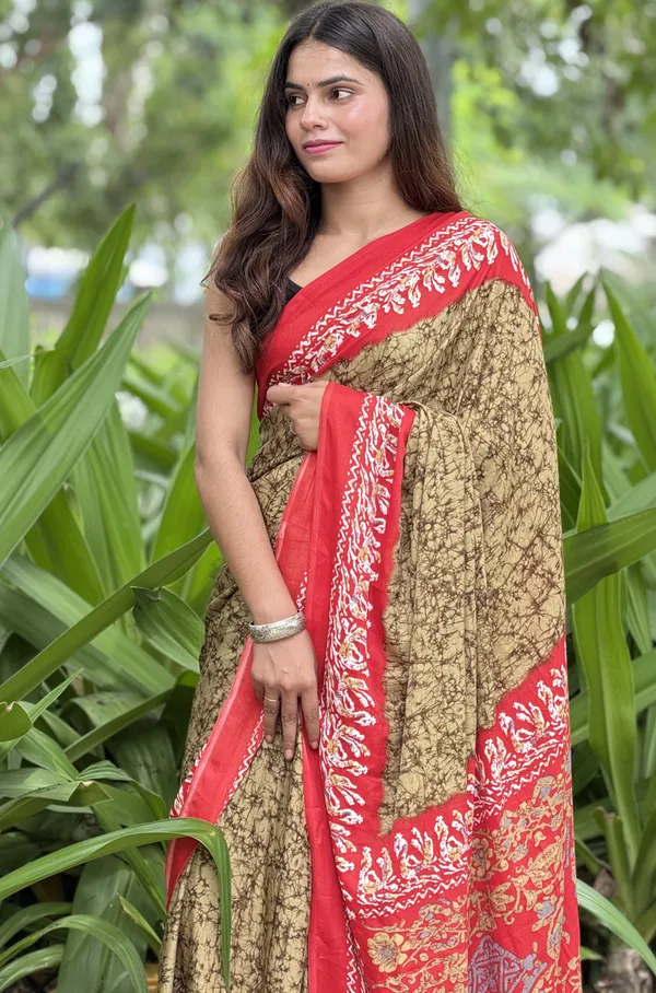 Red_Printed_Saree_for_Women