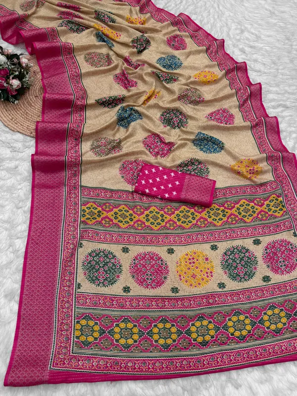 Beige_And_Pink_Printed_Saree_With_Blouse_Piece_for_Women