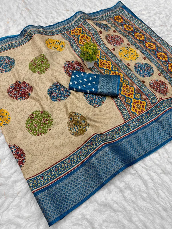 Beige_Printed_Saree_For_Women