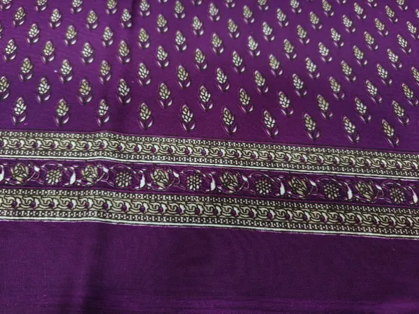 Purple_Printed_Saree_for_Women