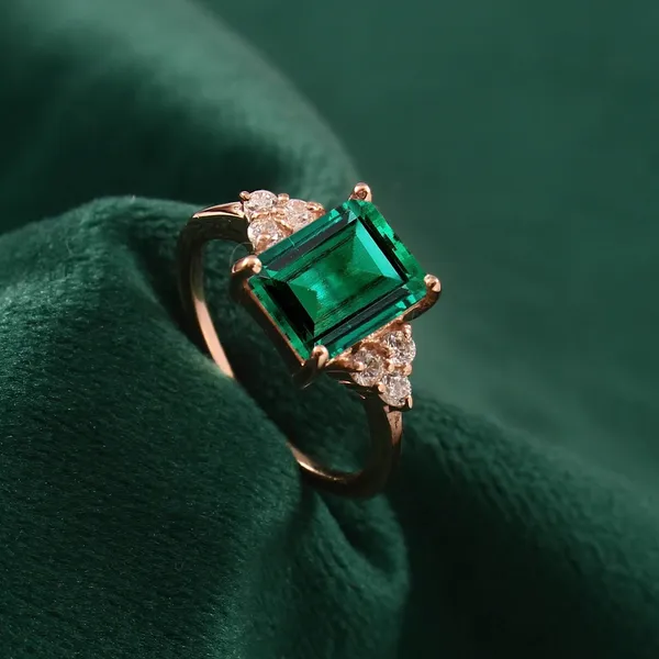 Green_Rose_Gold_Tone_Statement_Ring_for_Women