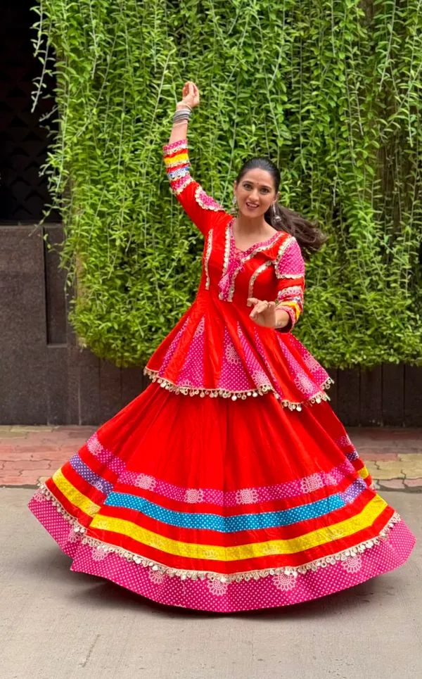 ANOKHI_COLLECTION-lehenge_cholired