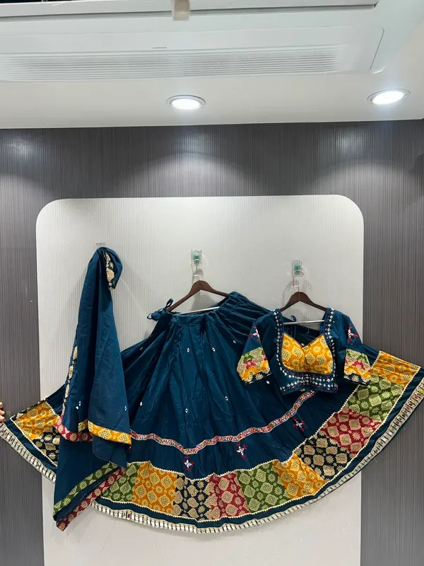 ANOKHI_COLLECTION-lehenge_choliblue