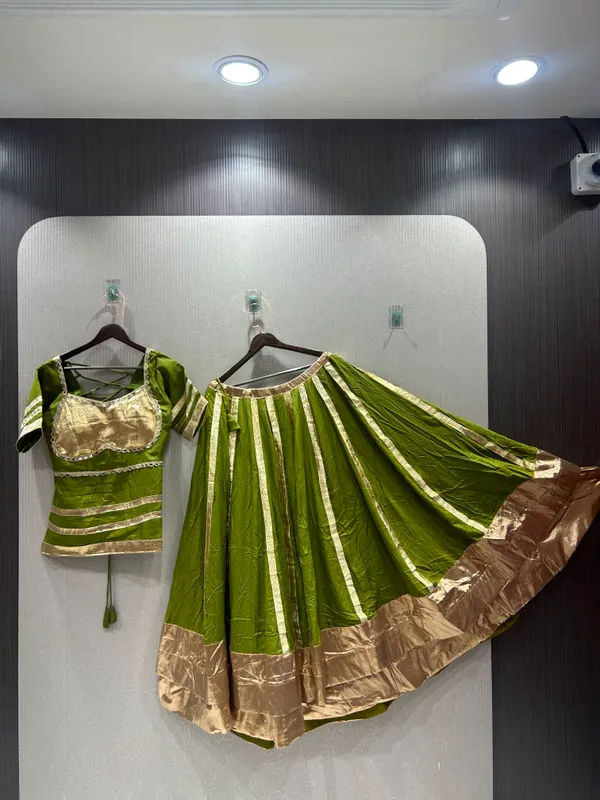 ANOKHI_COLLECTION-lehenge_choligreen