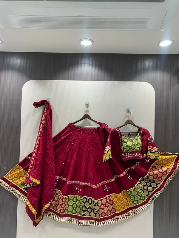 ANOKHI_COLLECTION-lehenge_cholimaroon