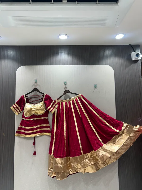 ANOKHI_COLLECTION-lehenge_cholimaroon