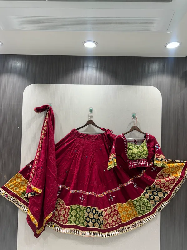 ANOKHI_COLLECTION-lehenge_cholimaroon