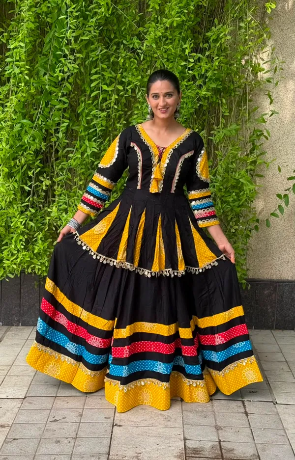 ANOKHI_COLLECTION-lehenge_cholimulticolour
