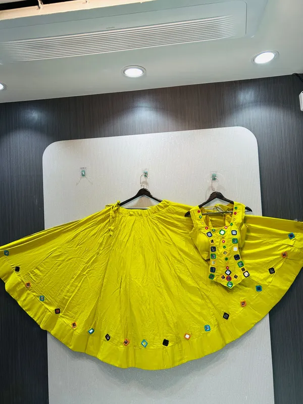 ANOKHI_COLLECTION-lehenge_choliyellow