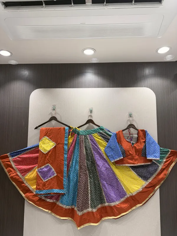 ANOKHI_COLLECTION-lehenge_choliMulticolor