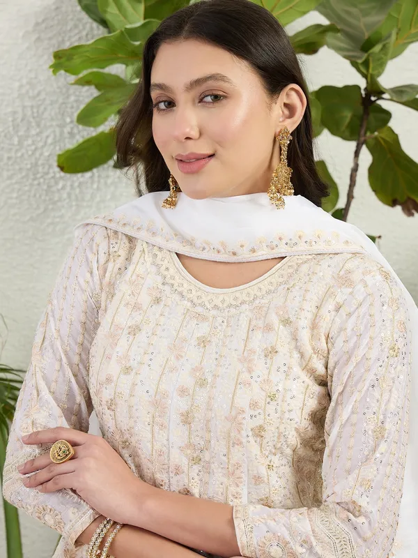 Off-White_Embroidered_Chinon_A-Line_Kurta_Palazzo_Set_With_Dupatta