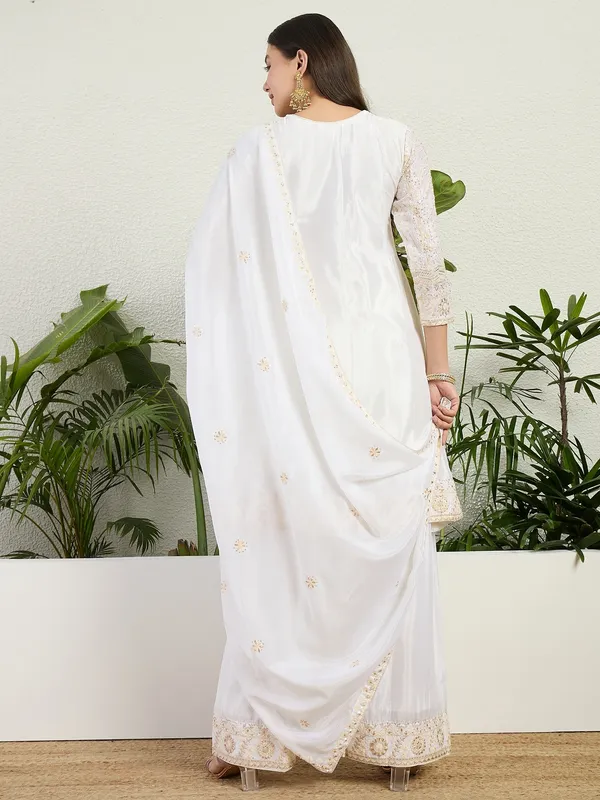 Off-White_Embroidered_Chinon_A-Line_Kurta_Palazzo_Set_With_Dupatta