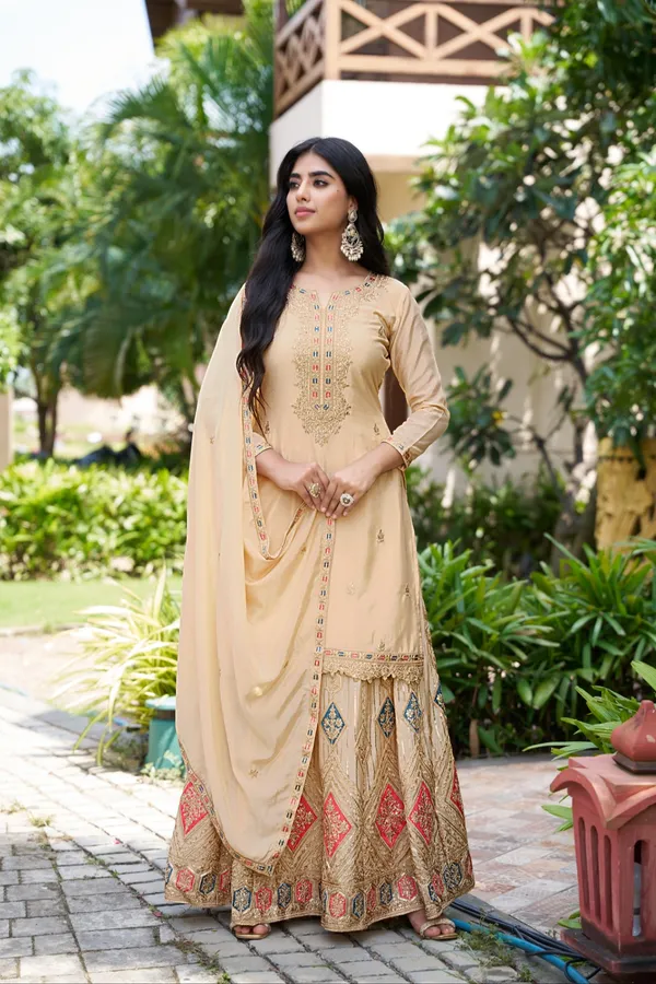 Cream_Embroidered_Chinon_Kurta_Lehenga_Set_With_Dupatta