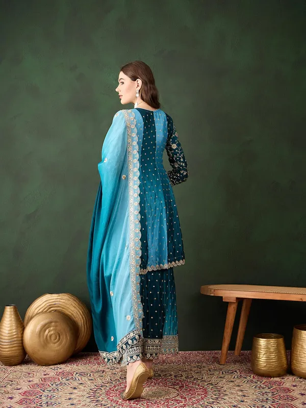 Elegant_Embroidered_Flared_Top_Kurta_Palazzo_Set_With_Round_Neck_And_Regular_Sleeves