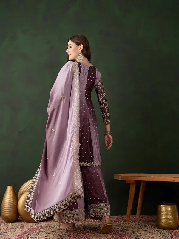 Elegant_Embroidered_Flared_Top_Kurta_Palazzo_Set_With_Round_Neck_And_Regular_Sleeves