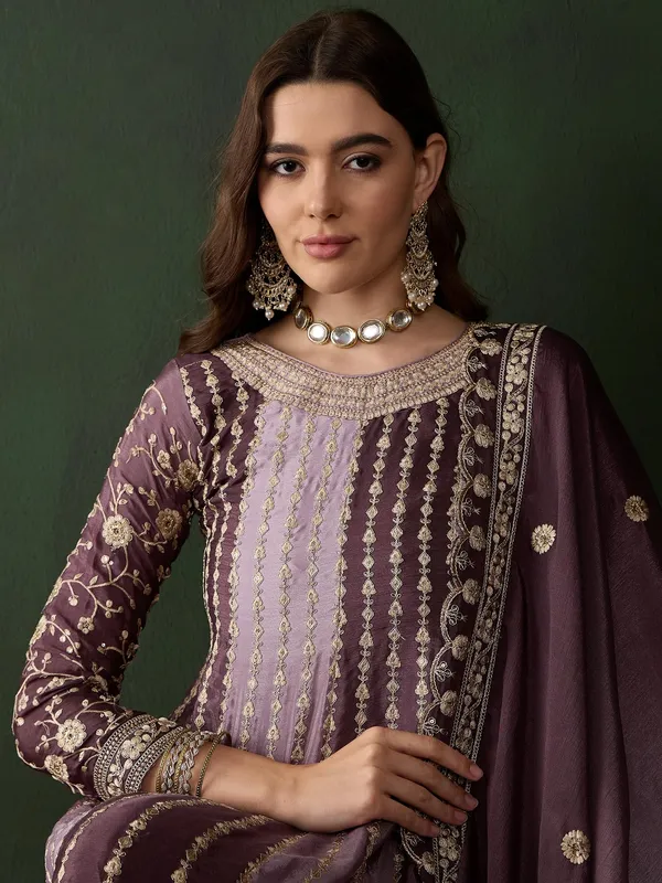 Elegant_Embroidered_Flared_Top_Kurta_Palazzo_Set_With_Round_Neck_And_Regular_Sleeves