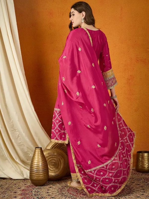Stunning_Chinon_Embroidered_Kurta_Palazzo_Set