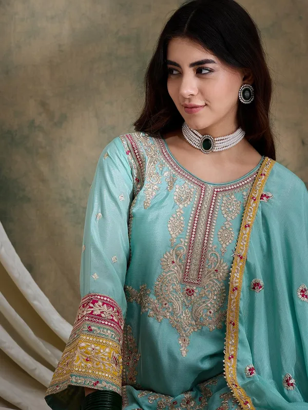 Stunning_Chinon_Embroidered_Kurta_Palazzo_Set