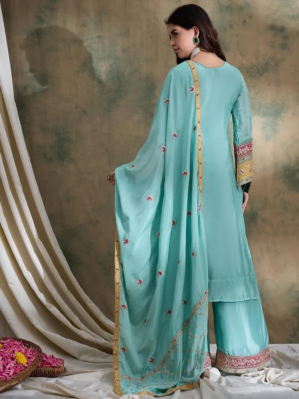 Stunning_Chinon_Embroidered_Kurta_Palazzo_Set