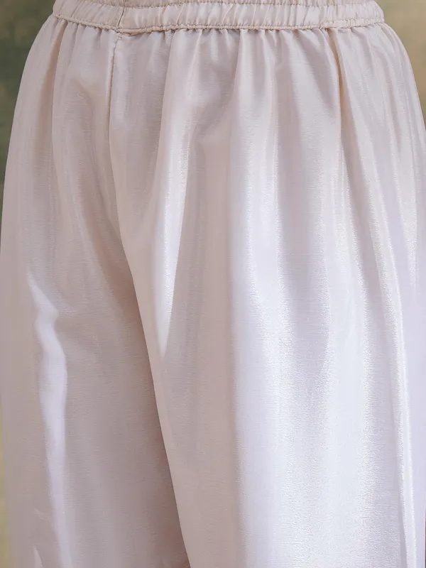 Elegant_White_Chinon_Embroidered_Kurta_Palazzo_Set