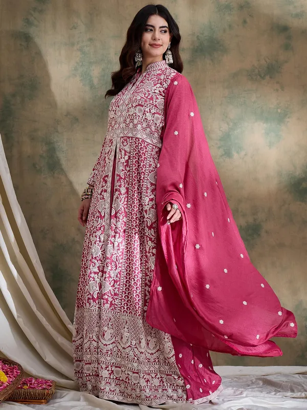 Magnificent_Embroidered_Vichitra_Silk_Anarkali_Lehenga_Set_With_Dupatta