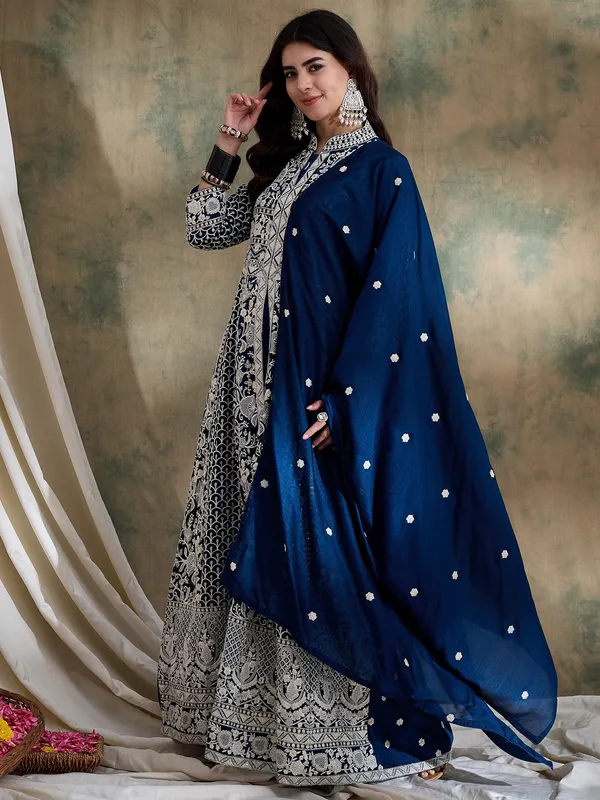 Magnificent_Embroidered_Vichitra_Silk_Anarkali_Lehenga_Set_With_Dupatta