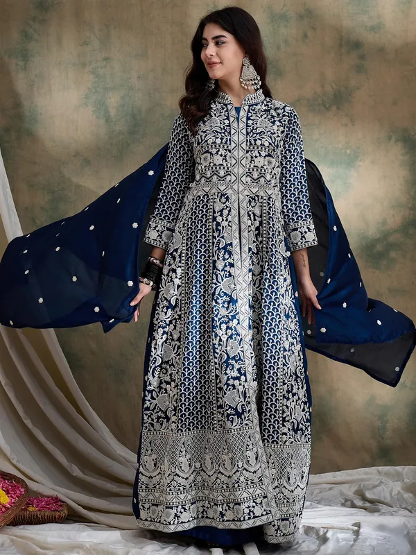 Magnificent_Embroidered_Vichitra_Silk_Anarkali_Lehenga_Set_With_Dupatta