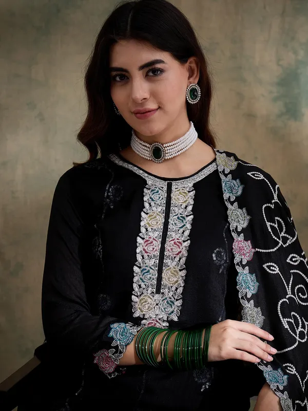 Spellbinding_Black_Embroidered_Vichitra_Silk_Kurta_Palazzo_Set_With_Dupatta