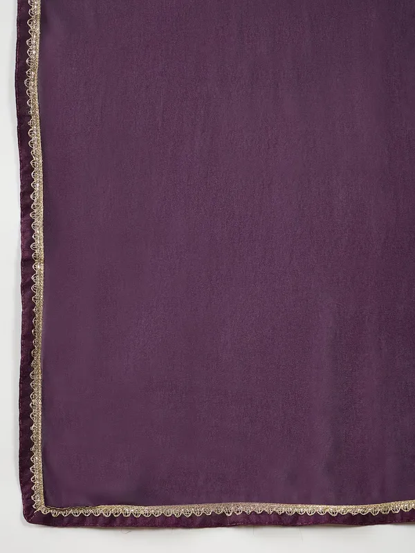 Ravishing_Purple_Embroidered_Faux_Georgette_Anarkali_Gown_With_Dupatta