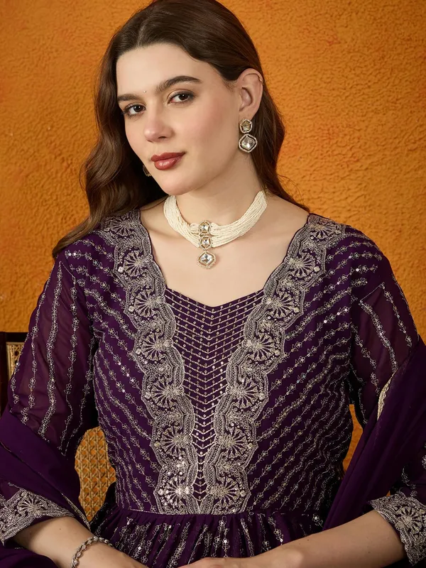 Ravishing_Purple_Embroidered_Faux_Georgette_Anarkali_Gown_With_Dupatta