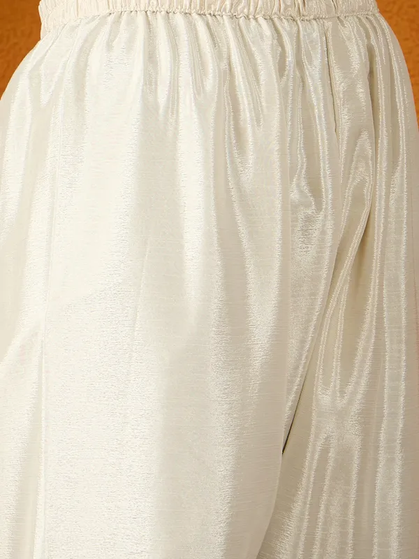 Chinon_Embroidered_Kurta_Palazzo_Set_With_Dupatta