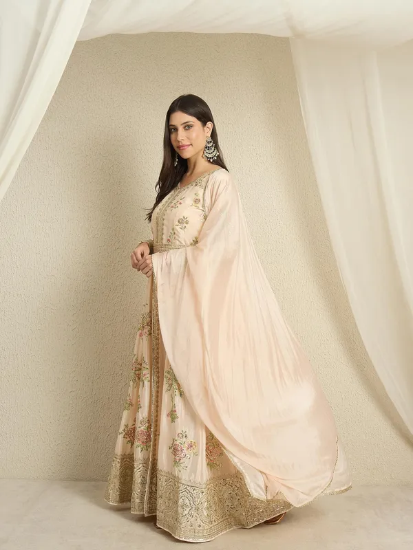 Ethereal_Peach_Embroidered_Chinon_Anarkali_Kurta_Pant_Set_With_Dupatta