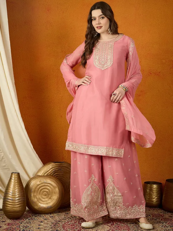 Luminous_Embroidered_Georgette_Straight_Kurta_Palazzo_Set_With_Dupatta