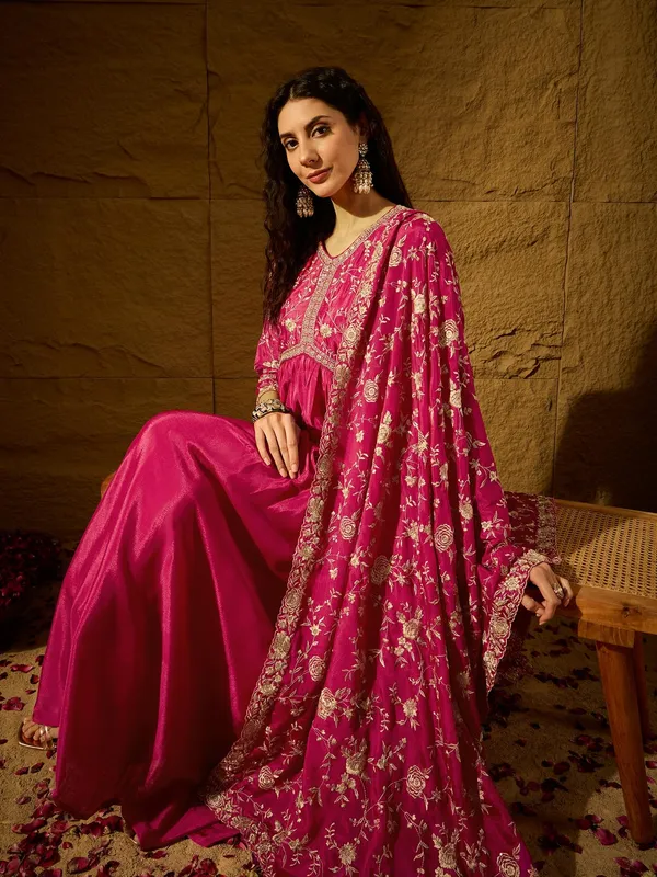 Vivid_Embroidered_Chinon_Anarkali_Gown_With_Dupatta