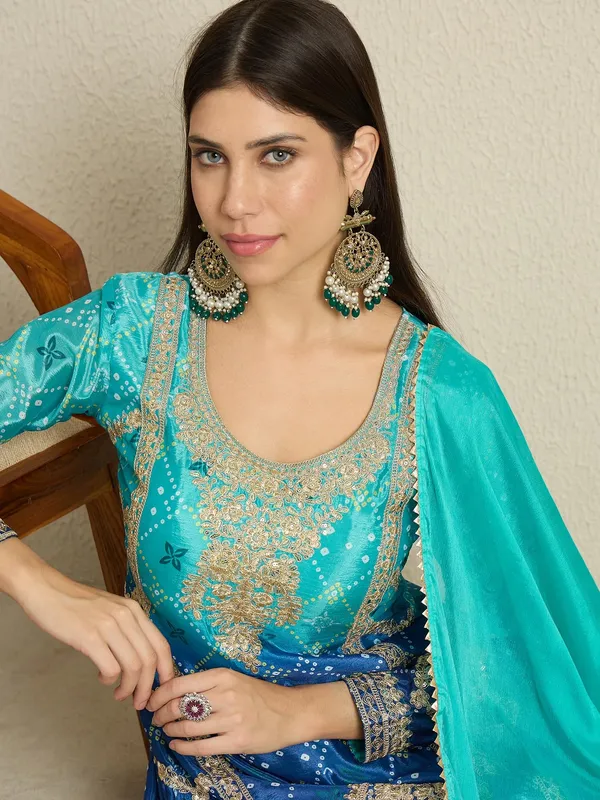 Ombre_Chinon_Embroidered_Kurta_Palazzo_Set