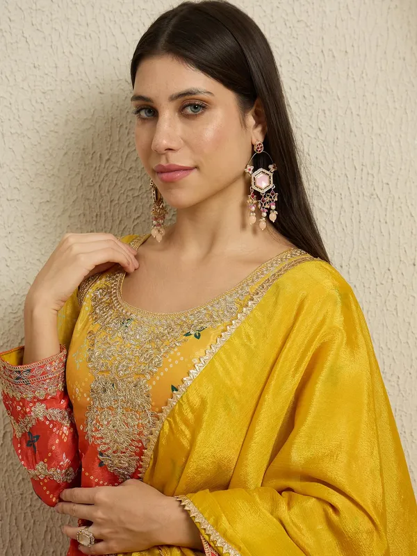 Ombre_Chinon_Embroidered_Kurta_Palazzo_Set