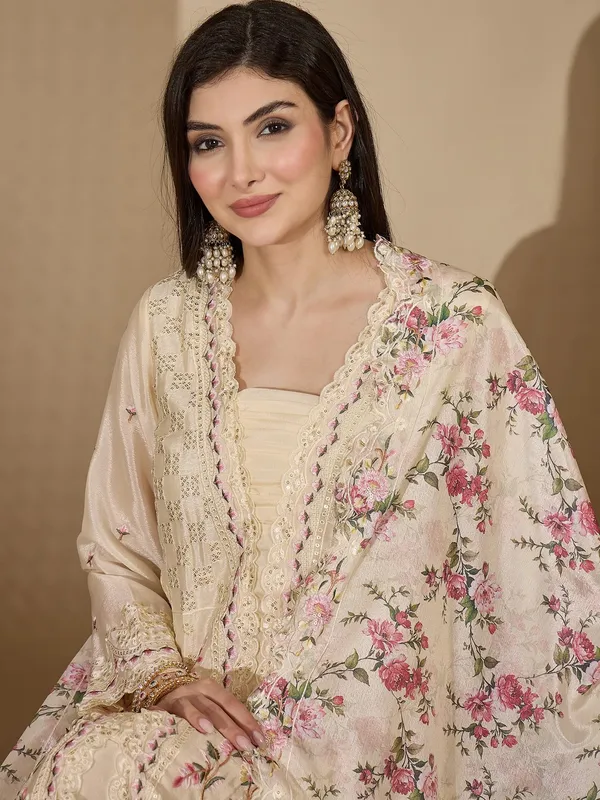Dreamy_Floral_Embroidered_Chinon_Kurta_Palazzo_Set_With_Dupatta