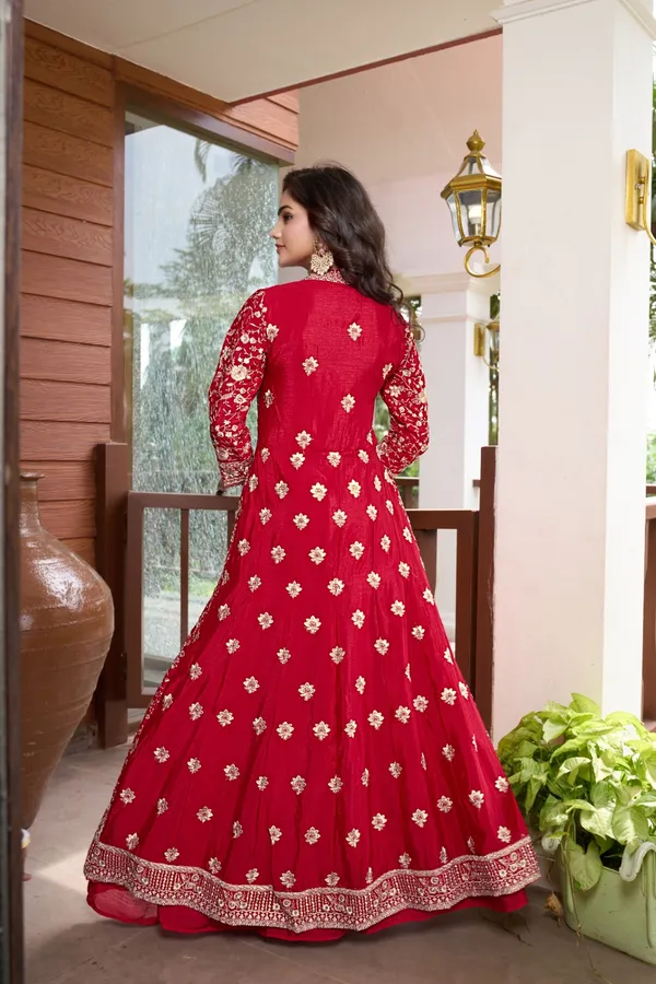 Exquisite_Red_Chinon_Embroidered_Front-Slit_Kurta_Lehenga_Set