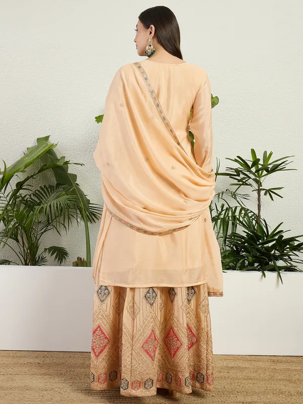 Elegant_Cream_Chinon_Embroidered_Kurta_And_Lehenga_Set