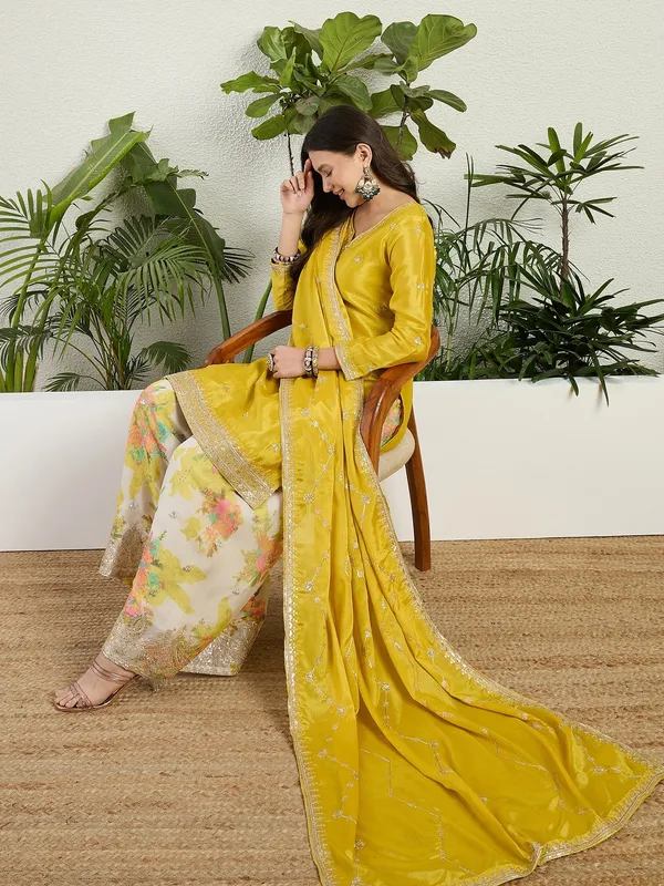 Radiant_Yellow_Chinon_Embroidered_Kurta_With_Floral_Palazzo_Set