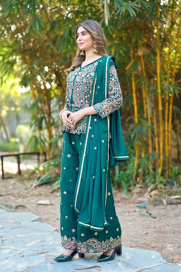 Elegant_Emerald_Embroidered_Kurta_Palazzo_Set